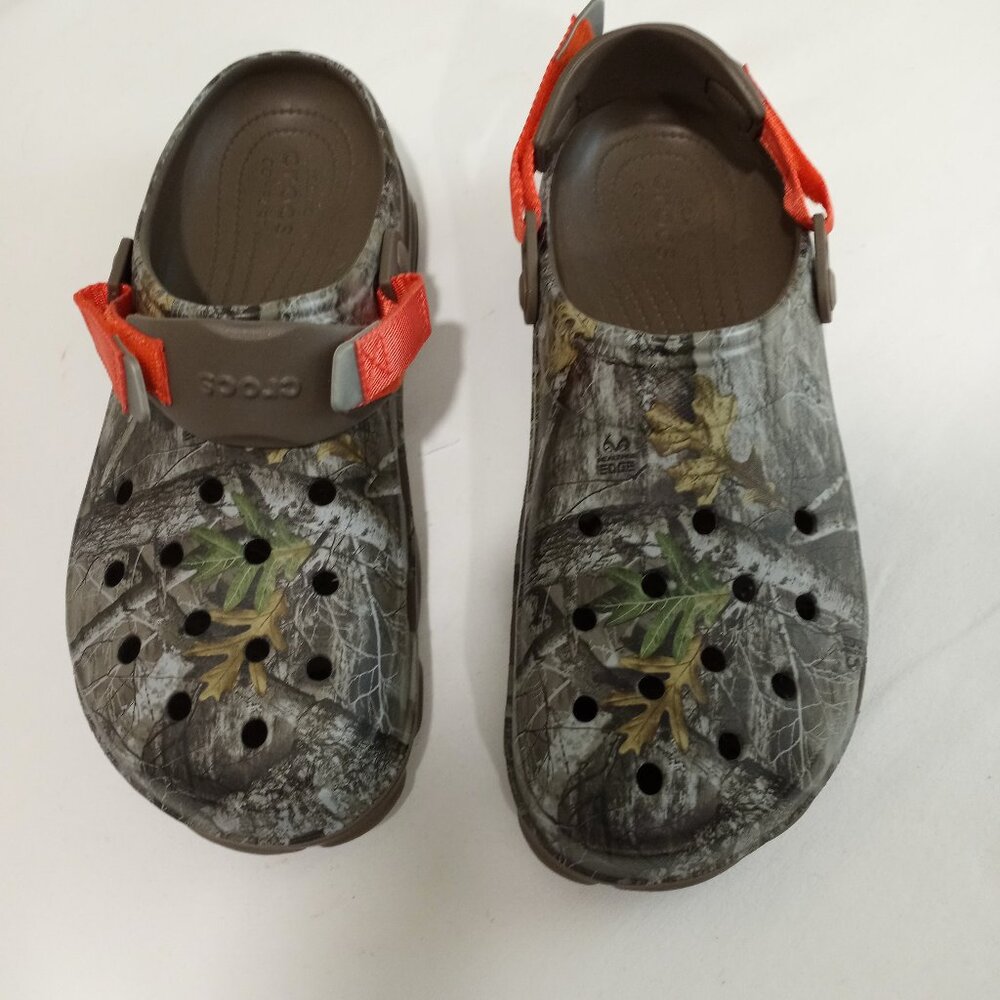MENS CROCS CLOGS ICONIC COMFORT CAMO WITH BRIGHT ORANGE ADJUSTERS SIZE US 13 M